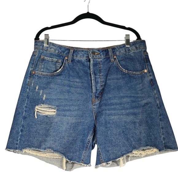 Wild Fable Blue Denim Shorts Womens Size 14 Distressed Fray High Rise Bermuda - Picture 1 of 9
